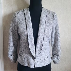 Women's Size M boucle style blazer